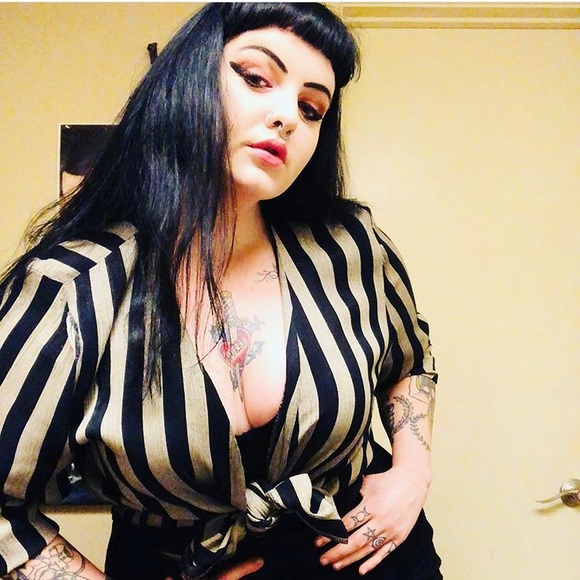 Vintage Tops - {SALE} VTG DMG pinup pinstripe longline duster